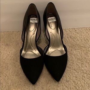 Bandolino black pumps